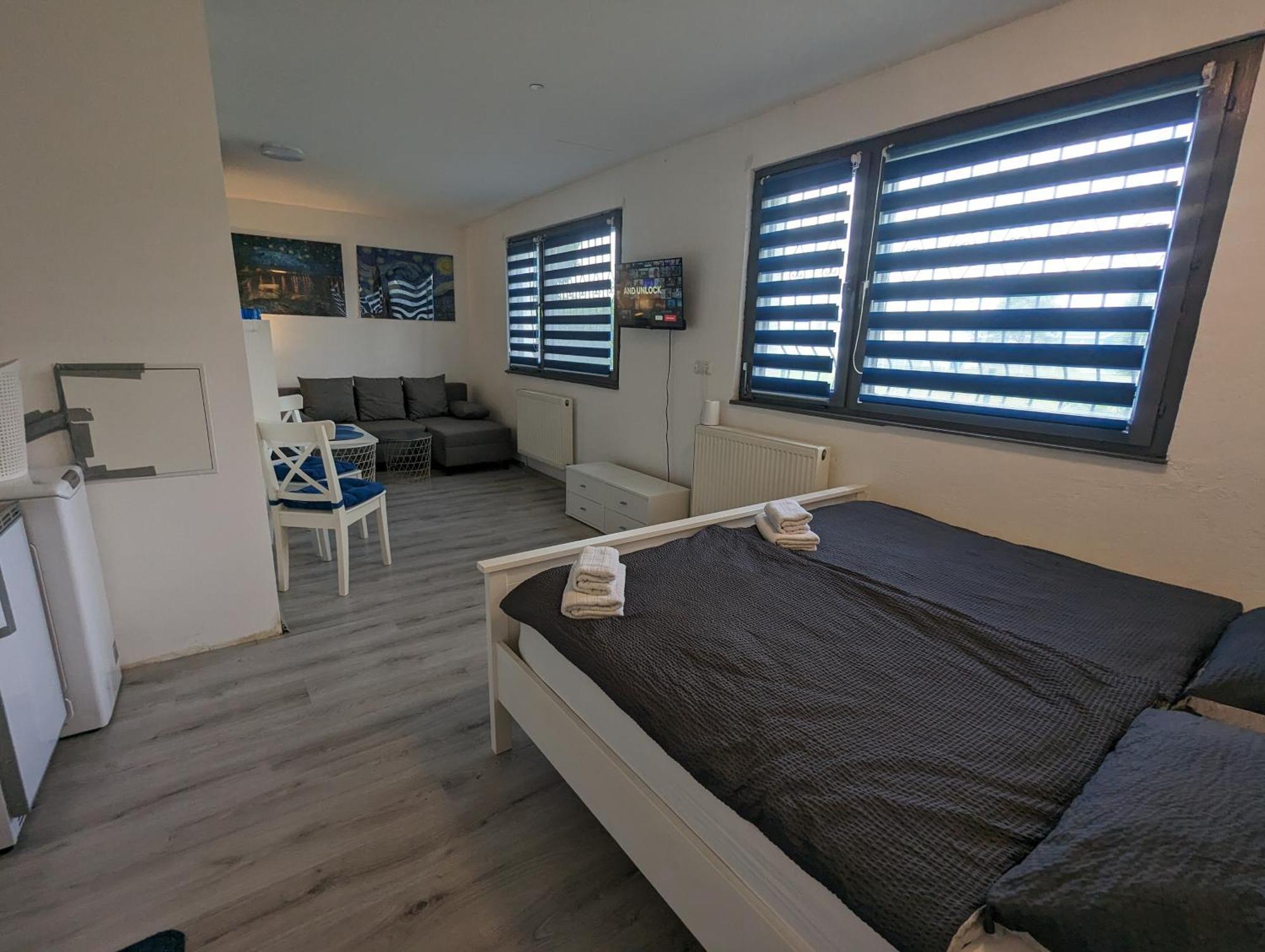 Lovely Studio With Free Parking On Premisis Asten Exterior foto